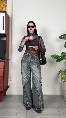 One pair of personsoul jeans #OOTD #personsoul #personsouljeans #grwm #fypage #fashionable #fashiontiktok #outfitideas #bottoms 