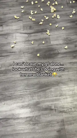 She’s a nutcase😅 #viralfinds #foryoupage #viral #trending #couplegoals #cozyshark 