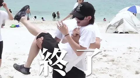 晶哉ちゃんが誠也くんを軽々とお姫様抱っこしてて死んだ😇 さすがさのすえ...🫶🏻🫶🏻 抱っこされてる誠也くんかわいすぎる〜‼️ #さのすえ #末澤誠也 #佐野晶哉 #aぇgroup #aぇちゅーぶ 