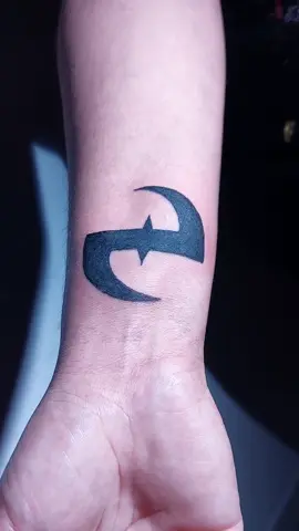 Logo do Evanescence que rolou final de semana! Amei fazer esse trampo, porque nem eu lembrava que gostava tanto de Evanescence. hauahsua  #evanescence #evanescencefan #bringmetolifeevanescence #newmetal #tattoo #tatuagemsp #tattoobr #evanescencetattoo #evanescencebr #ink #numetal #numetaltiktok #inked 