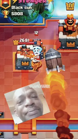 Ele n esperava por isso 🤣 #clashroyale  #clashroyalememes #supercell #memes #viral #shorts #fyp 