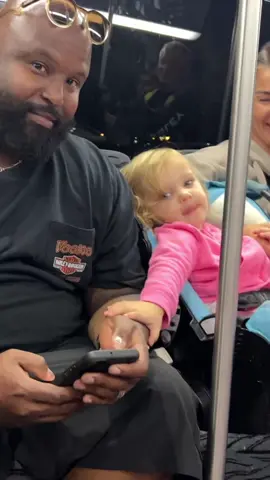 This sweet little girl was so attached to my cousin on our shuttle. They say kids can tell if you’re a good person 🥹 #fyp #beautiful #humanity 
