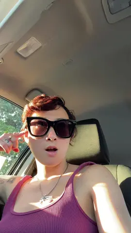 There’s only a couple of people that i can handle socializing with without prior mental preparation and even that isnt always gaurenteed🙃  #lizsmusings #HealingJourney #neurospicy #neurodivergent #Vlog #minivlog 