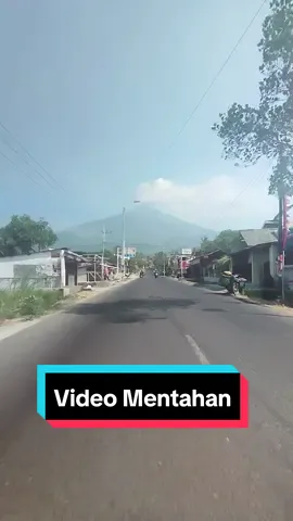 Video mentahan buat prank temen atau story WA bisa juga buat bahan editing kalian 📍 : Pacet, Mojokerto view Gn. welirang #mentahanvideo #mentahan #bahanswmu #bahanstory #bahanstorymu #bahanedit #bahaneditan #bahaneditanmu #bahanediting #longstoragekalimati #mojokerto #mojokertotiktok #mojokertojalanjalan #mojokertokeren #mojokertohits #mojokertohitz #mojokerto24jam #mojokerto_story #mojokertombois #wisatamojokerto #exploremojokerto #trendingmojokerto #fypmojokerto #infojalanjalanijj #infojalanjalan #fyp #fyptiktok #fypvideo #trending #trendingvideo #trendingtiktok