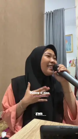 🎶Haranga Nalele Cinna by Selfi Yamma feat Rani Zamala Masya Allah bangga banget bisa dengar Ceppy membawakan lagu mandar🔥🥰 Mohon maaf ygy apabila ada terjemahan yang salah🙏🙏😊 #liriklagu #lirikvideo #haranganalelecinna #lagumandar #selfiyamma #ranizamala #fyp #fypシ 