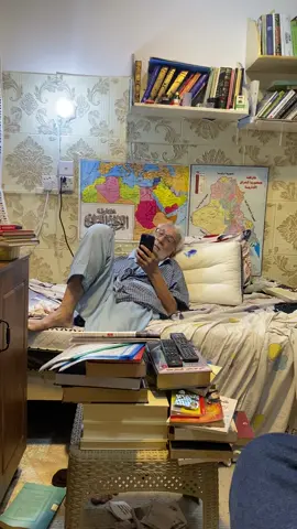 بساطة هذا الرجل رغم كبر مقامة #غالب_الشابندر #السوداني #رئيس_الوزراء_محمد_شياع_السوداني #مصطفى_الكاظمي 