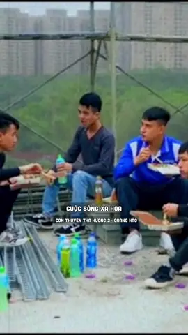 Com người ta chan nước mắt cha mẹ à#conthuyenthahuong #quanghao #music #demo #nguoivietnamtaidailoan 