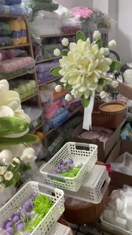 Bó hoa cưới triệu view hot cả tháng nay đây ạaa #crochet #crochetflower #gift #hoalen #giftideas #crochetideas 
