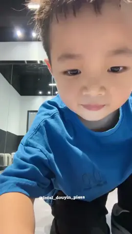 hang hang 他的舞蹈非常流畅 . . #fypシ #china #boy #douyin抖音 #hanghang #douyinboy #kidschinacute #cute #fypシ゚viral 