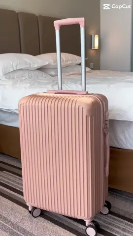 Look at this baby 💘 Sturdy and Affordable! PVC hardcase, scratch proof, TSA lock, large capacity, four  silent universal wheels 👌 #bag #maleta #fashion #travelcase #luggage #suitcase #unboxing #packing #paydaysale #pink #CapCut 