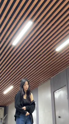 Sia? #unstoppable #sia #cover #coversong #fypシ #fyp #VoiceEffects #vocaleffects #viral #covers 