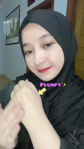 Bagus banget nih untuk menjaga skin barrier kita dear 🥰✨ Jangan lupa Kunjungi Official Account @Scarlett Whitening Official dan Checkout di Official Store Scarlett pakai kode voucher SCARLETT5 untuk di seller Mall Scarlett & SCARLETT6 untuk di official star seller Scarlett 🙏🏻💕