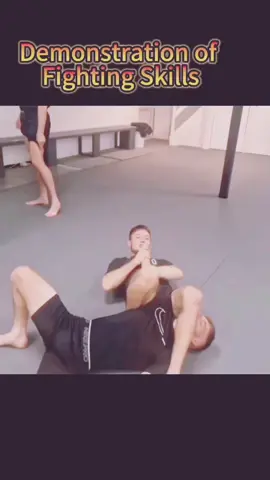 #foryou #fighting #trending #kungfu #boxingteaching #tiktok #boxing🥊 