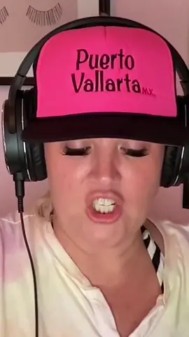 This podcast feels like gabbing with your bestie if your bestie was a PI #privateinvestigator #podcast 