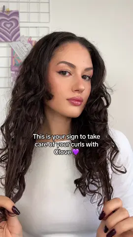 Clovebymarianna.com💜 #mariannacurls #clovecosmetics #recuperoricci 
