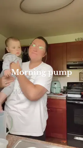 I am sooooo excited for this soup guys #MomsofTikTok #fyp #postpartum #momtok #motherhood #trending #pumpingmom #breastfeedingjourney #morningpump #bioboobreastpump #bioboo #bioboohug 