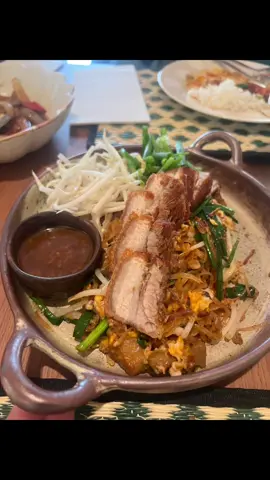 ร้านบ้านนอกเข้ากรุง น้องใหม่ในเครือ #nara group อาหารโคราช 