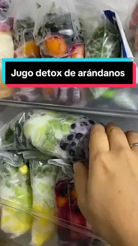 Hoy toco detox de arándanos listo para licuar 💪🏻🔥💚#goodfit #detoxdrink #vidasaludable🏋️‍♀️💪🏻🥑🥦🍓☕ #bajardepesofacil #habitosaludables #jugoslistosparalicuar #parati #peru #jugos 