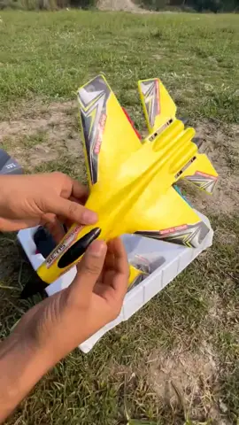 RC Fighter Jet Unboxing & Flying Test !!#rcjet #remotecontrol #everythingtoy #everythingtoyworld #asmr #toy #kids #fyp #toys #asmrtoys  here 👉🏻👉🏻👉🏻  https://bit.ly/46Pd0hV