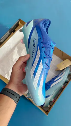 Preparados para dar show no campo? ⚡ As novas Chuteiras Adidas X Crazyfast.1 SG vão-te tornar lendário 😎 Agarra as tuas numa loja física perto de ti, ou então corre para o nosso site ⚽️ #AdidasX #Crazyfast1 #Chuteiras #Adidas #AdidasFootball #Football #Futebol #BazarDesportivo 