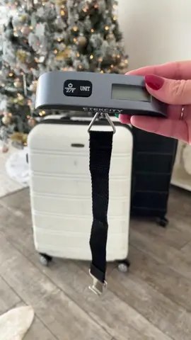 Never overpack again! ✈️ Discover our premium travel luggage scale 🧳. Swipe to find your packing solution! #TravelEssentials #LuggageScale #PackSmart #TravelGear #JetsetterTools #TravelTech #PackingPro #TravelSolutions #LightPacking #TravelGadgets #BaggageCheck #TravelSmart #VacationReady #TravelPrep #TravelAccessories #LuggageEssentials #OnTheGoTools #TravelingLight