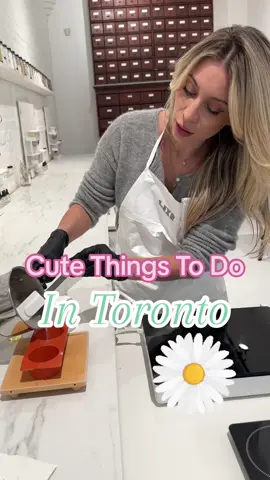 Make your own, customized hair products in Toronto! This new class is so fun! 🪴 #thingstodointoronto #torontosctivities 