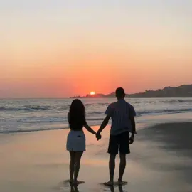 Por ti me he vuelto un poeta 🧡 #parati #chinoynacho #elpoeta  #music #romtantic #paradedicar #Amor #pareja #goals #playa #atardecer #enamorados #letras #rolitas #lyrics #viralvideo #fyp #xyzabc  #abcxyz #CapCut  @nacho 