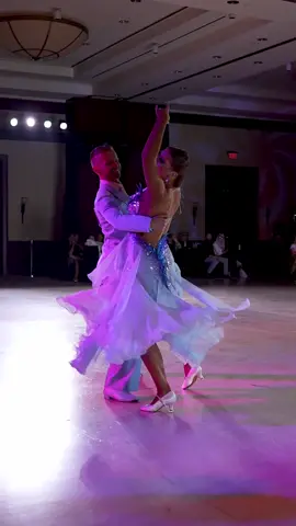 Smooth & sweet 🩵🤍 #smooth #smoothdance #ballroomdancing #dancesportlife