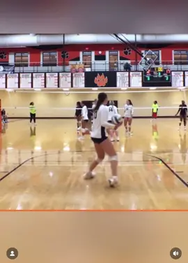 #fyp #fypシ #viral #viraltiktok #sports #sportslover #gonewrong #anklebreaker #volleyball #girlsvolleyball #fail #failarmy #memestiktok #funny #funnyvideos #laugh #lol 