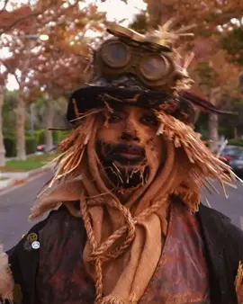 Crow Busters  w/ @Tristin Mays  #spookyseason  #october #halloween #scarecrow #tbt 