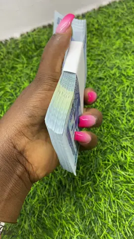 🤍💙🥹🥰Naye mugula wa ba dear#fridahbflowers #fyp #moneyflowerbouquet #successcard 