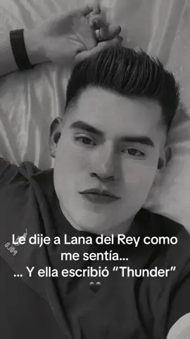 “Thunder” un poema de Lana para los que no vemos la luz al final del arco iris 😢♥️. #lanadelrey #thunder #anunusualboy #cdmx #LDR #musica #music #bluebanisters 