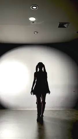 I love you and me dancing in the moon like 💛 #gaeun #suhwan #suhwangaeun #sugar #couple #sweet#artbeat #artbeatv  #youandme #jennie #blackpink 