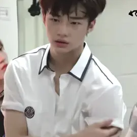 18살 고딩 황현진                     #straykids #stay #kpop #hyunjin 