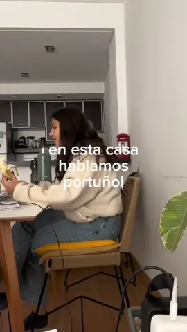 el português de @Melisa Bareiro >>>>>