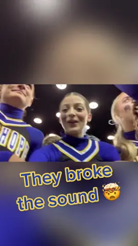 How did they do that 😂😱 (via @Momma Meg) 