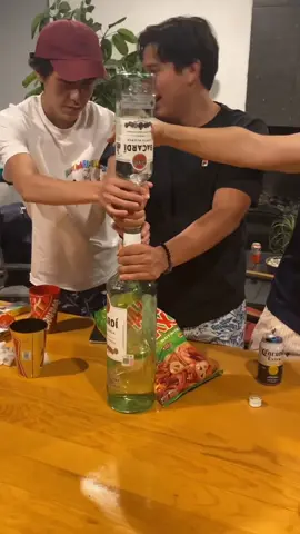 Ahi para la otra 😂 #peda #humor #borracho #fypシ゚viral 