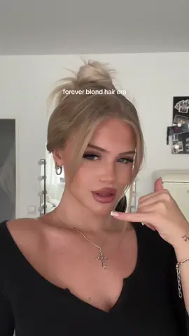 blondie forever @FAYE                                            #fyp #fürdich #viral #trend #german #hairtransformation 