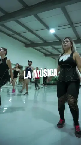 Así estuvo nuestro mes patrio: ¡movidísimo! 🇲🇽✨💖 ¡Ven por tu Day Pass! #ritmoslatinos #Fitness #gym #gimnasio #monterrey #gymmonterrey