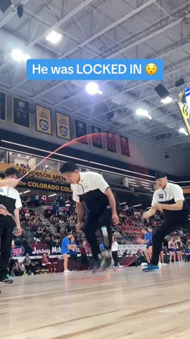 Wow 🔥 (via to_ma.diggerz/IG) #jumprope #speed #focus #skill 