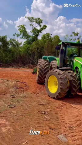 #CapCut sextou #agronegocio #jonhdeere #agro10brasil #agrobrasiloficial🚜🌱🇧🇷 #sextouuuuu 