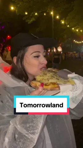 Dicas e perrengues do Tomorrowland Brasil!!🇧🇷 😱 Ja envia pros amigos que vão no ultimo dia de festival pra tentar ajudar!! E não esquece de me contar o que achou da review ⬇️✨  #tomorrowland #tomorrowlandbrasil  #review #perrengue #perrenguechique #dicas #tomorrowland2023 