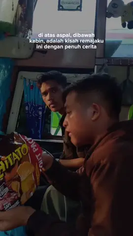 masah mudah hanya kuhabiskan di atas roda:)#story #sad #pejuangrupiah #anakrantautangguh #jagoanmamak #hidupdiatasrodaberputar #semangatkawan #pypシ 