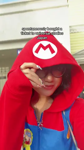 first purchase in USJ, super mario hoodie 🍒 #japantrip #japantravel #universalstudios #universalstudiosjapan 
