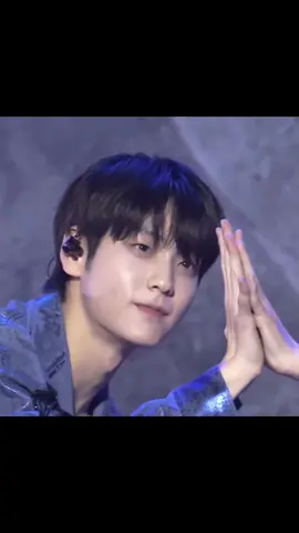 soobin tangannya gede bgt cocok untuk digenggam🤏🏻😭 #txt #soobin #soobintxt 