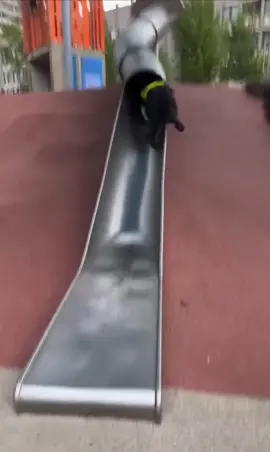 Why is this so funny!😂 #slide #copper #fy #funny #foryou #lifelaughs_ #fypage #fypシ゚viral 