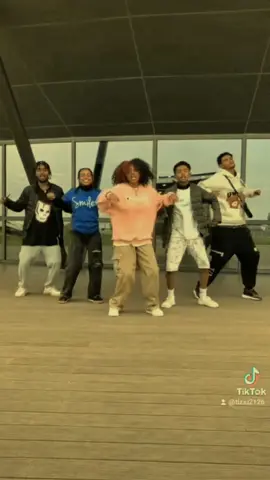 we can dance until we die 😘😘😘 #dance #tiziu2126 #moments @Abi @zeni tese @jolly1 @sura🥷 @mark @Bŀ@ŧėŋåŵų @Afro_hamdi @yoni_makeXx @minte_21 @mekdi #CapCut 