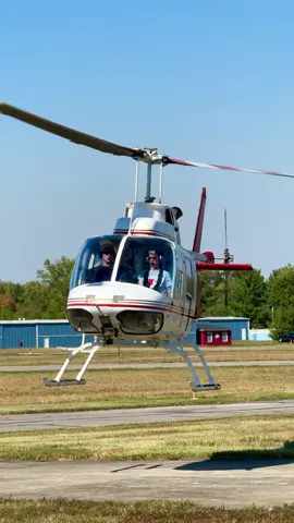 Listen to the thumping of those blades in slow motion! #bell #jetranger #helicopter #slowmo #slowmotion #rotor #sportys 