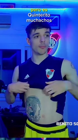 Para los aue no conocían mi tatuaje. ¿Opiniones? #streamersargentinos #benitosdr #clipsdetwitch #riverplate #juanferquintero #tatuajes 