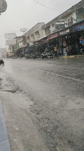 hujan di siang hari#hujan🌧️ #